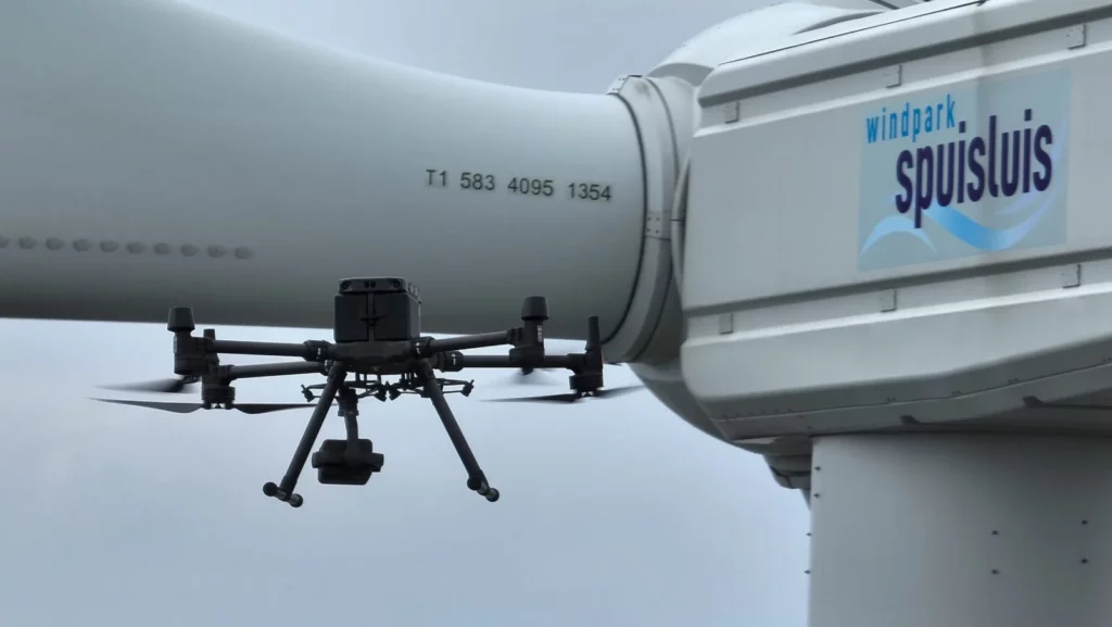 Inspectie van windturbines en energie-installaties